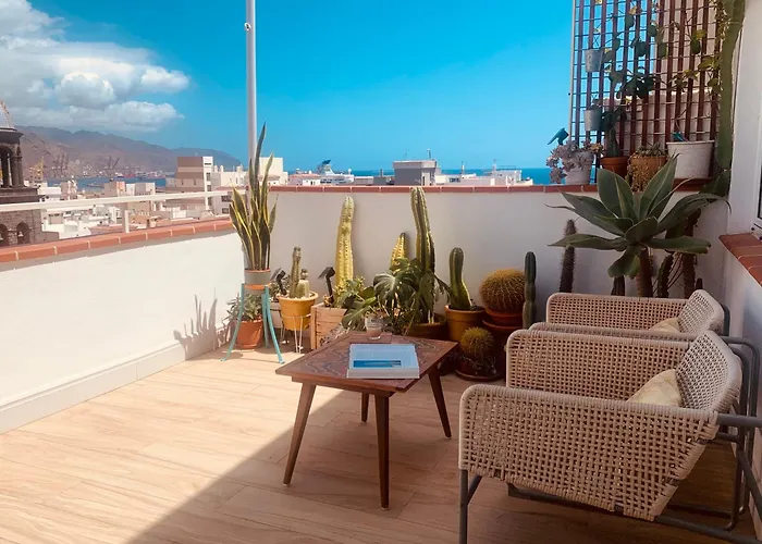 Atico Con Terraza, Vistas Panoramicas Y Parking *