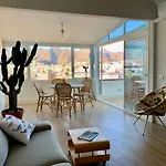 Atico Con Terraza, Vistas Panoramicas Y Parking Apartment *