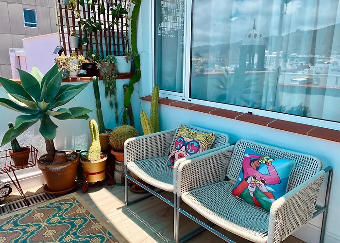 Atico Con Terraza, Vistas Panoramicas Y Parking *