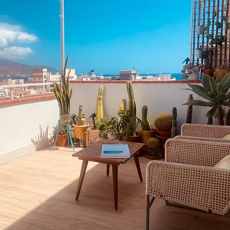 Atico Con Terraza, Vistas Panoramicas Y Parking *